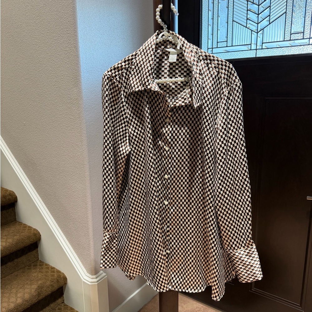 H&M Black and White Checkered Button Down Shirt